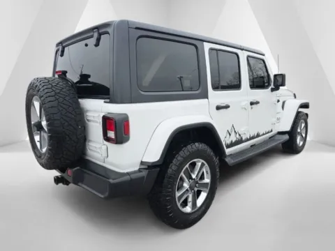 More photos of 2019 Jeep Wrangler Unlimited Sahara at Hocking Valley Motors, OH