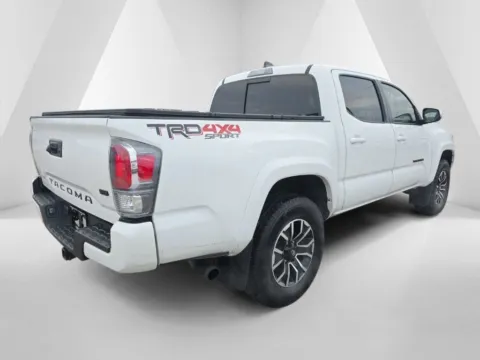 More photos of 2023 Toyota Tacoma TRD Sport at Hocking Valley Motors, OH