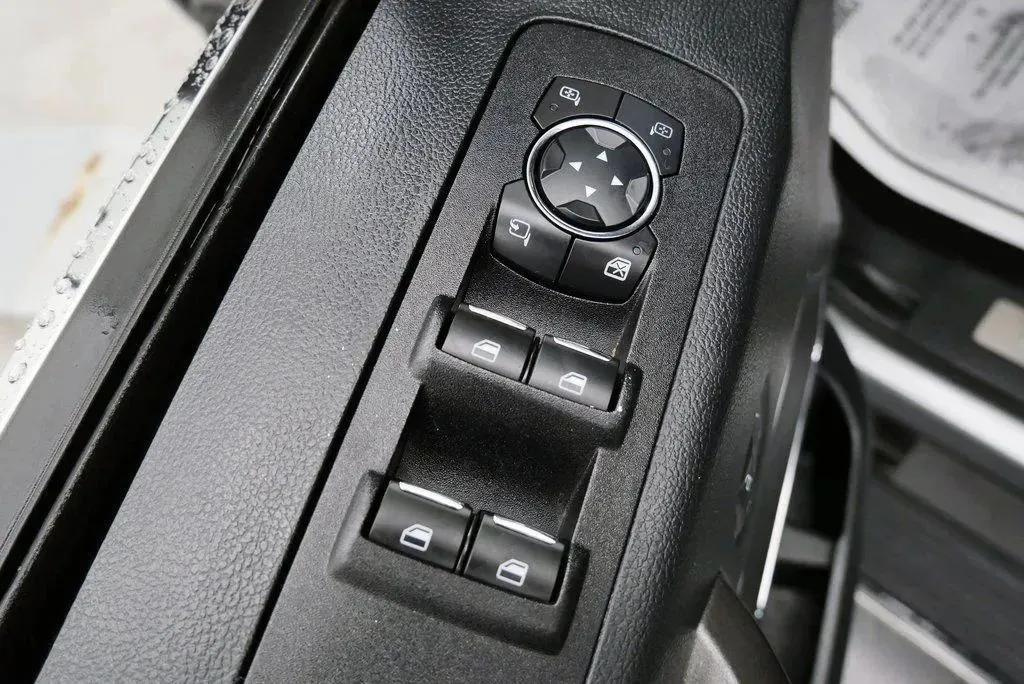 2020 Ford F-150 Platinum - Photo 13