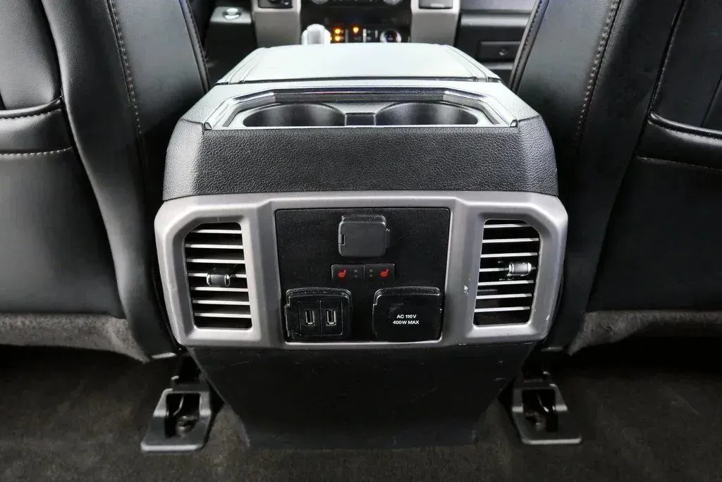 2020 Ford F-150 Platinum - Photo 19