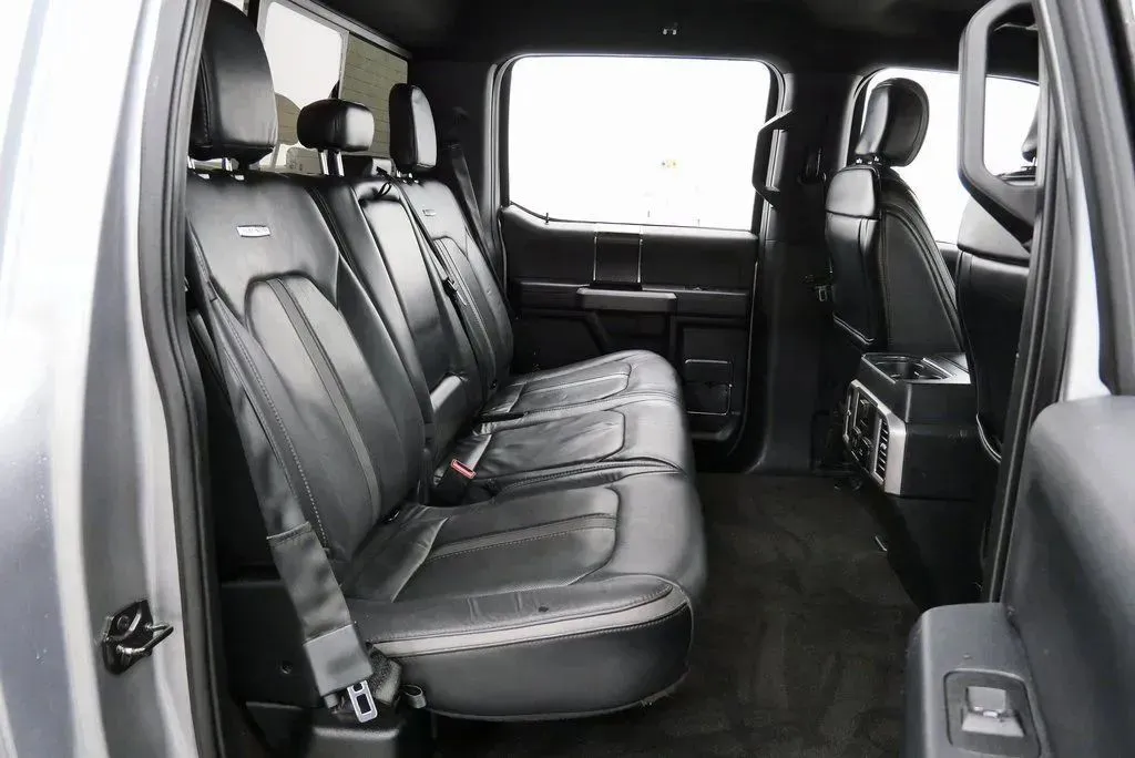 2020 Ford F-150 Platinum - Photo 17