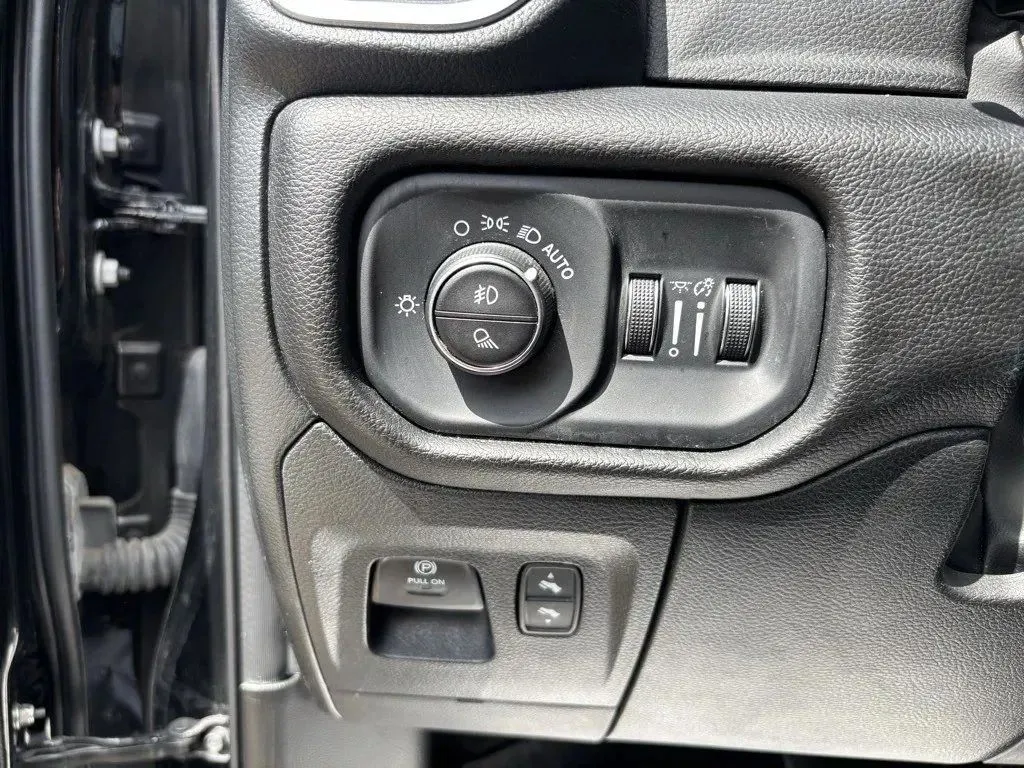 2023 RAM Ram 1500 Pickup Laramie - Photo 12