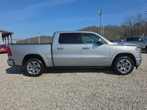 More photos of 2022 Ram 1500 Limited at Hocking Valley Motors, OH