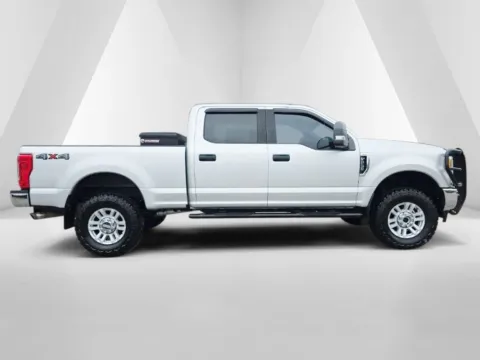 More photos of 2017 Ford F-250SD XLT at Hocking Valley Motors, OH