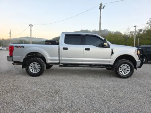 More photos of 2017 Ford F-250SD XLT at Hocking Valley Motors, OH