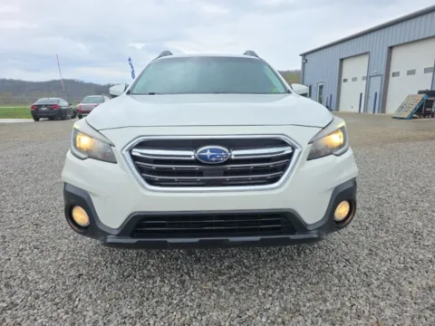 Photos of 2018 Subaru Outback 2.5i Premium for sale in Logan, OH at Hocking Valley Motors