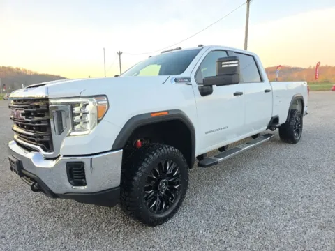 Another view of 2022 GMC Sierra 2500HD Pro for sale in Logan, OH at Hocking Valley Motors