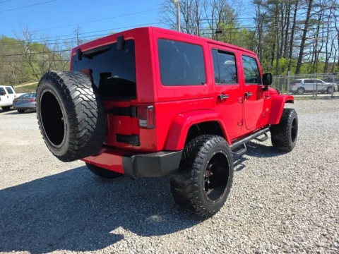 More photos of 2018 Jeep Wrangler JK Unlimited Sahara at Hocking Valley Motors, OH