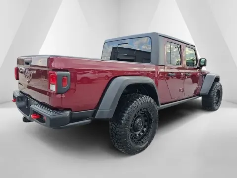 More photos of 2021 Jeep Gladiator Rubicon at Hocking Valley Motors, OH