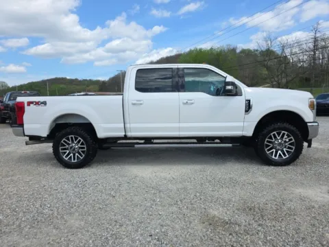 More photos of 2019 Ford F-350SD Lariat at Hocking Valley Motors, OH