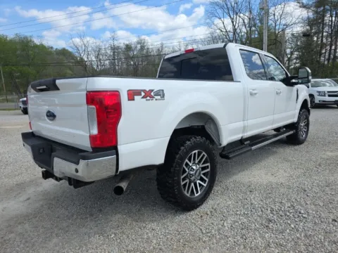 More photos of 2019 Ford F-350SD Lariat at Hocking Valley Motors, OH