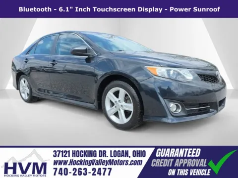 Gray 2014 Toyota Camry SE for sale in Logan, OH