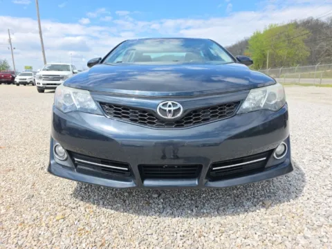 Photos of 2014 Toyota Camry SE for sale in Logan, OH at Hocking Valley Motors