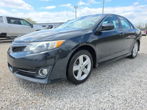 Another view of 2014 Toyota Camry SE for sale in Logan, OH at Hocking Valley Motors