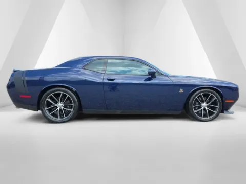 More photos of 2016 Dodge Challenger R/T Scat Pack at Hocking Valley Motors, OH