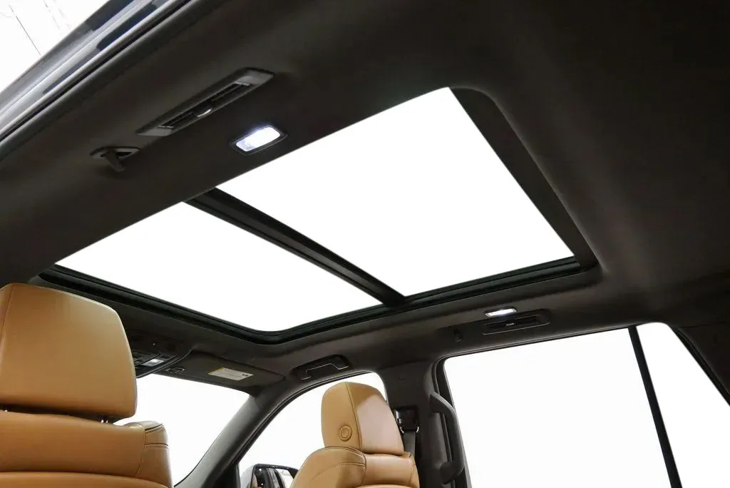 2021 Cadillac Escalade Premium Luxury - Photo 22
