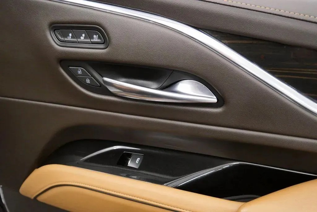 2021 Cadillac Escalade Premium Luxury - Photo 18