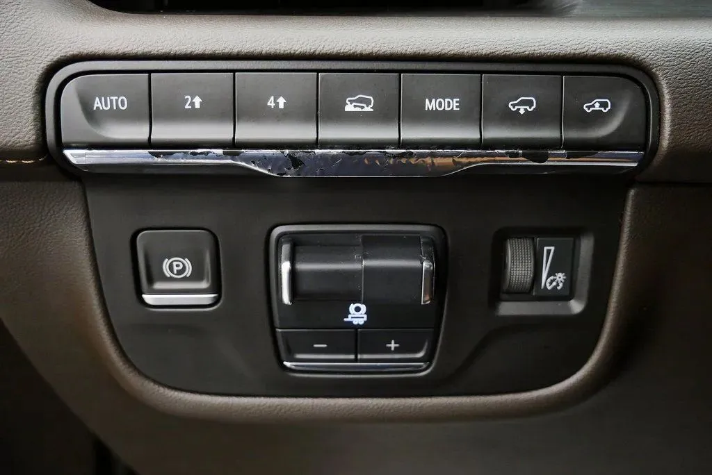 2021 Cadillac Escalade Premium Luxury - Photo 28