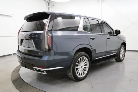 More photos of 2021 Cadillac Escalade Premium Luxury at Hocking Valley Motors, OH