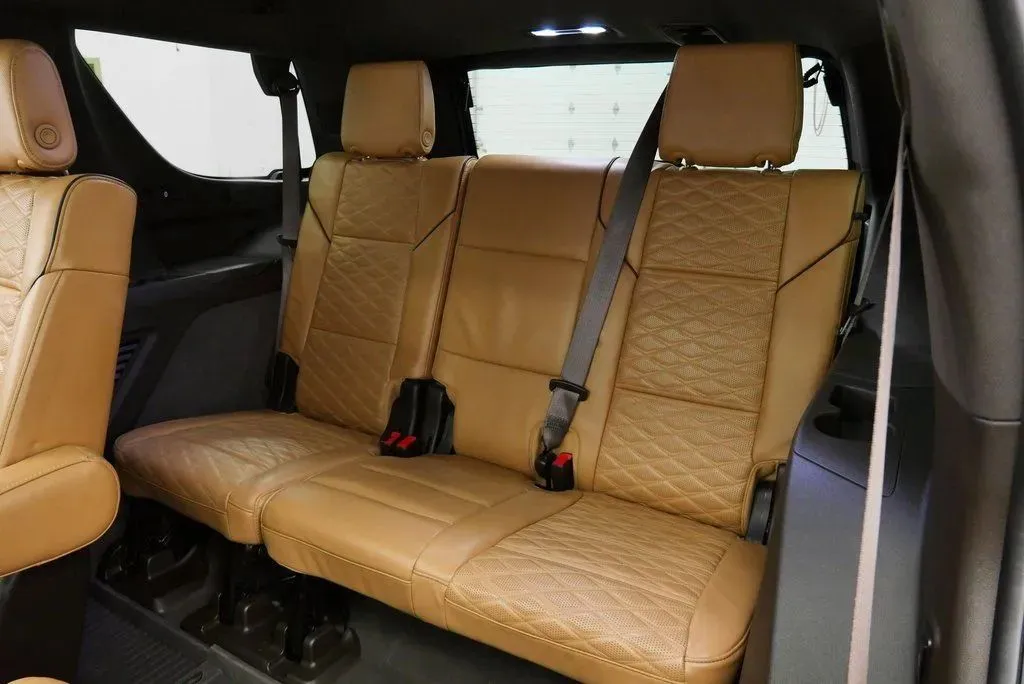 2021 Cadillac Escalade Premium Luxury - Photo 23
