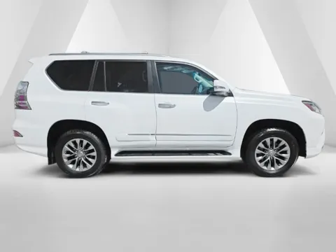 More photos of 2017 Lexus GX 460 Luxury at Hocking Valley Motors, OH