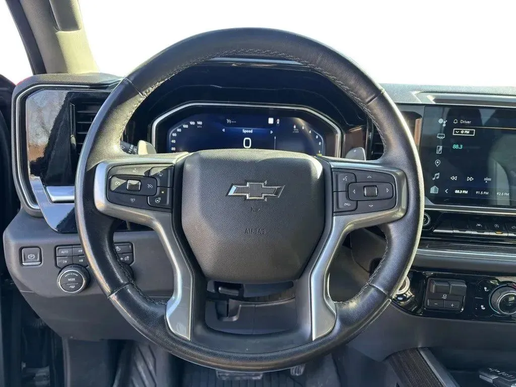 2022 Chevrolet Silverado 1500 RST - Photo 14