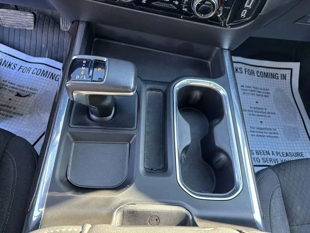 2022 Chevrolet Silverado 1500 RST - Photo 16