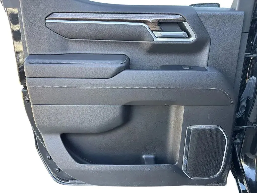 2022 Chevrolet Silverado 1500 RST - Photo 21