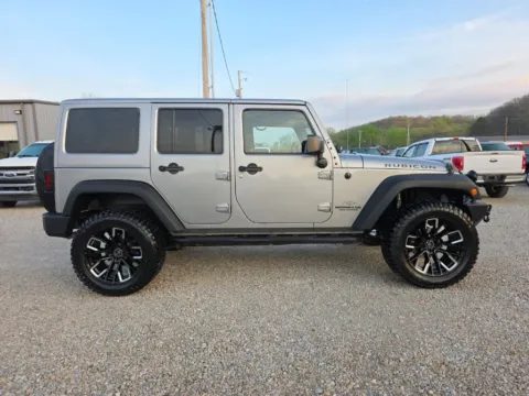 More photos of 2015 Jeep Wrangler Unlimited Rubicon at Hocking Valley Motors, OH