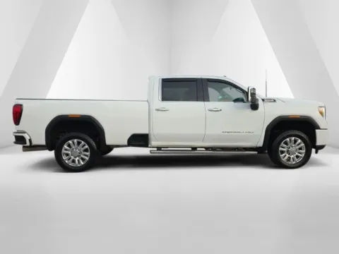 More photos of 2021 GMC Sierra 2500HD Denali at Hocking Valley Motors, OH