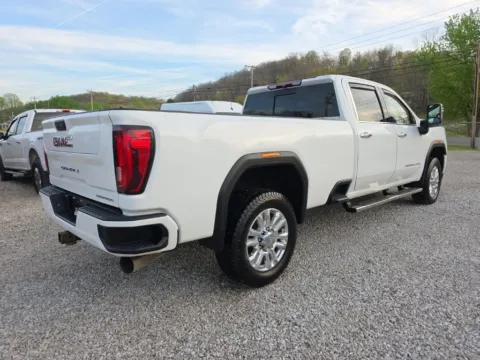 More photos of 2021 GMC Sierra 2500HD Denali at Hocking Valley Motors, OH