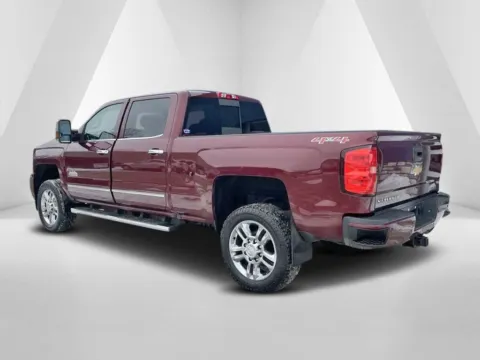 More photos of 2017 Chevrolet Silverado 2500HD High Country at Hocking Valley Motors, OH