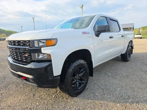 Another view of 2019 Chevrolet Silverado 1500 Custom Trail Boss for sale in Logan, OH at Hocking Valley Motors
