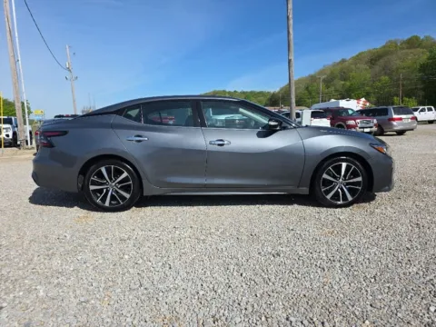More photos of 2022 Nissan Maxima SV at Hocking Valley Motors, OH