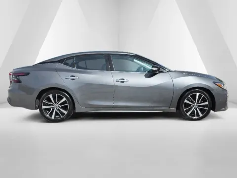 More photos of 2022 Nissan Maxima SV at Hocking Valley Motors, OH