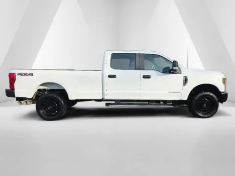 More photos of 2019 Ford F-350SD XL at Hocking Valley Motors, OH