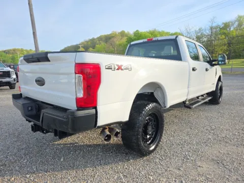 More photos of 2019 Ford F-350SD XL at Hocking Valley Motors, OH