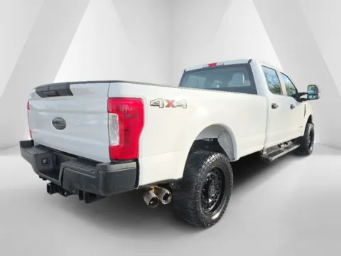 More photos of 2019 Ford F-350SD XL at Hocking Valley Motors, OH