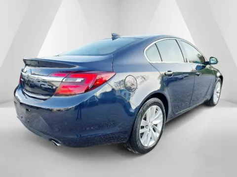 More photos of 2016 Buick Regal Premium II at Hocking Valley Motors, OH