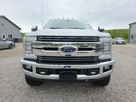 Photos of 2017 Ford F-350SD Lariat for sale in Logan, OH at Hocking Valley Motors
