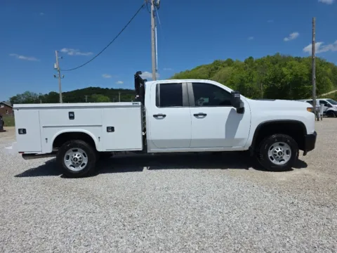 More photos of 2021 Chevrolet Silverado 2500HD Work Truck at Hocking Valley Motors, OH