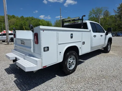 More photos of 2021 Chevrolet Silverado 2500HD Work Truck at Hocking Valley Motors, OH