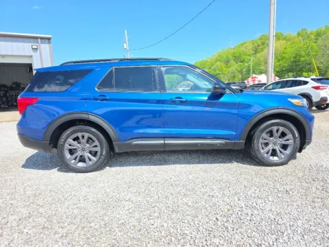 More photos of 2022 Ford Explorer XLT at Hocking Valley Motors, OH