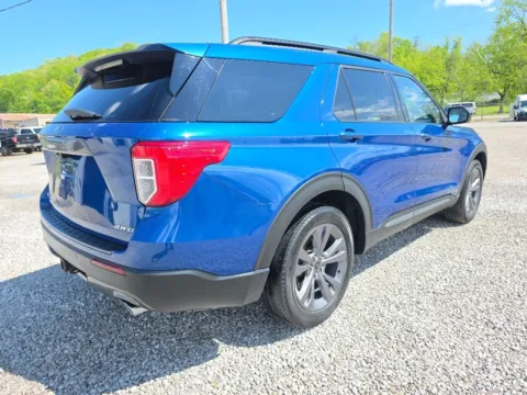More photos of 2022 Ford Explorer XLT at Hocking Valley Motors, OH