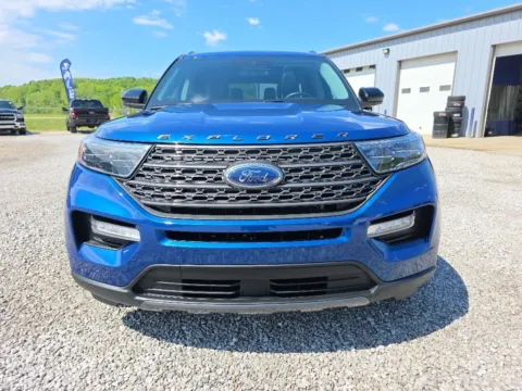 Photos of 2022 Ford Explorer XLT for sale in Logan, OH at Hocking Valley Motors