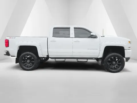 More photos of 2016 Chevrolet Silverado 1500 LT at Hocking Valley Motors, OH