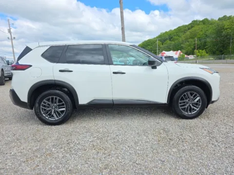 More photos of 2023 Nissan Rogue S at Hocking Valley Motors, OH