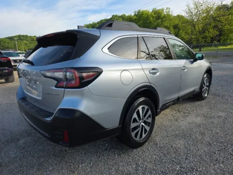 More photos of 2021 Subaru Outback Premium at Hocking Valley Motors, OH