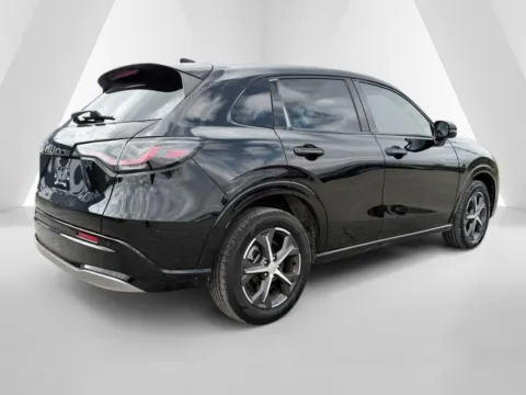 More photos of 2023 Honda HR-V EX-L at Hocking Valley Motors, OH