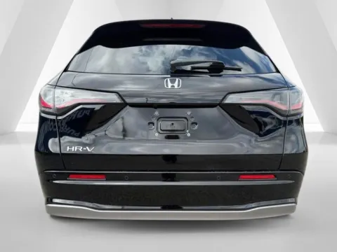 More photos of 2023 Honda HR-V EX-L at Hocking Valley Motors, OH